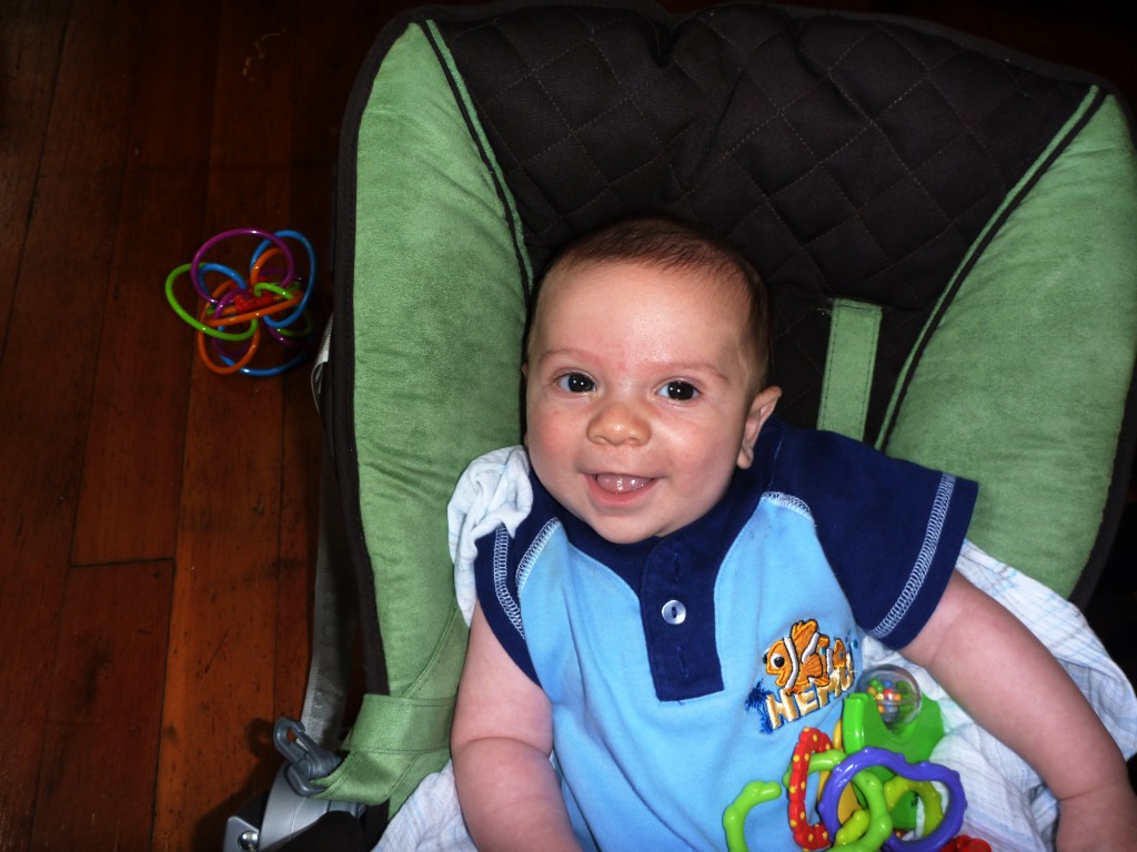 bouncyChairLaugh2