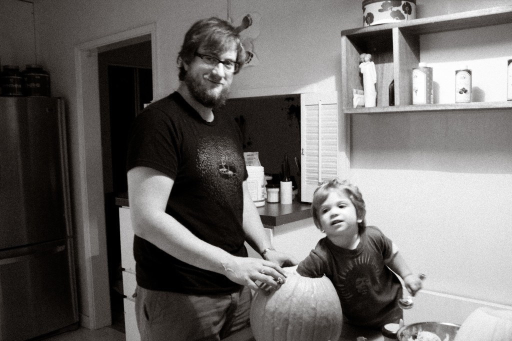 cleaning pumpkins_08